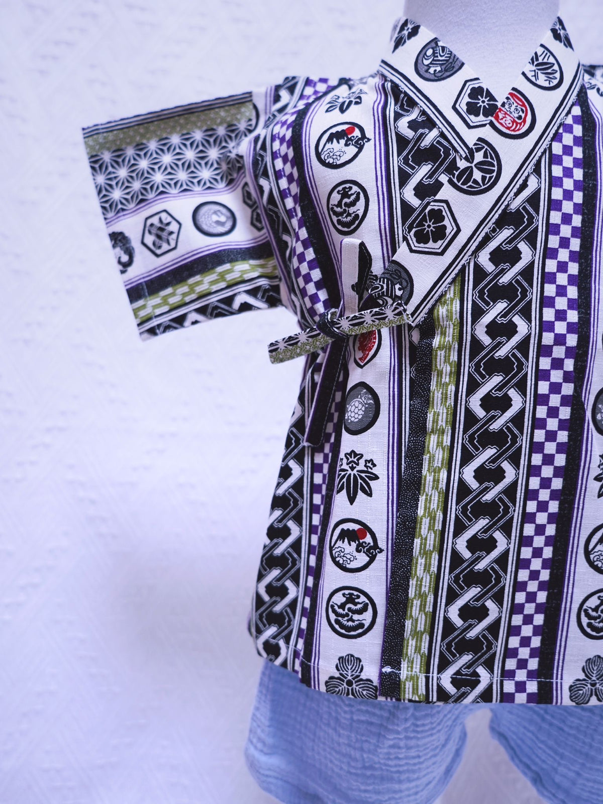 Crazy for Kids Japanese-Style Kids' Yukata (Pine Pattern - Green)